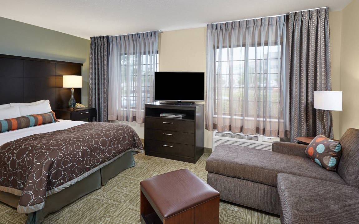 Photo of Bedroom in Glenview