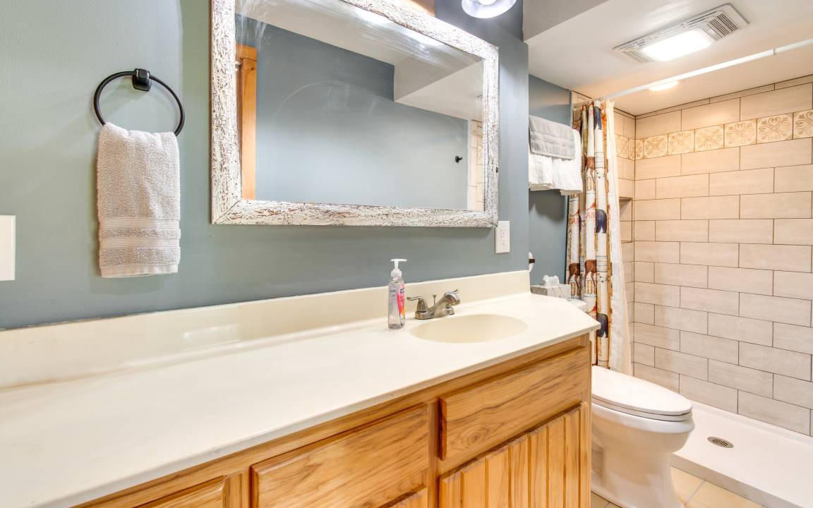 Photo of Bathroom in Graymont