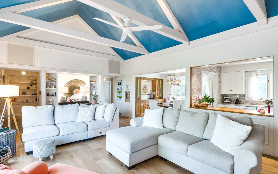 Photo of Livingroom in Knoxville