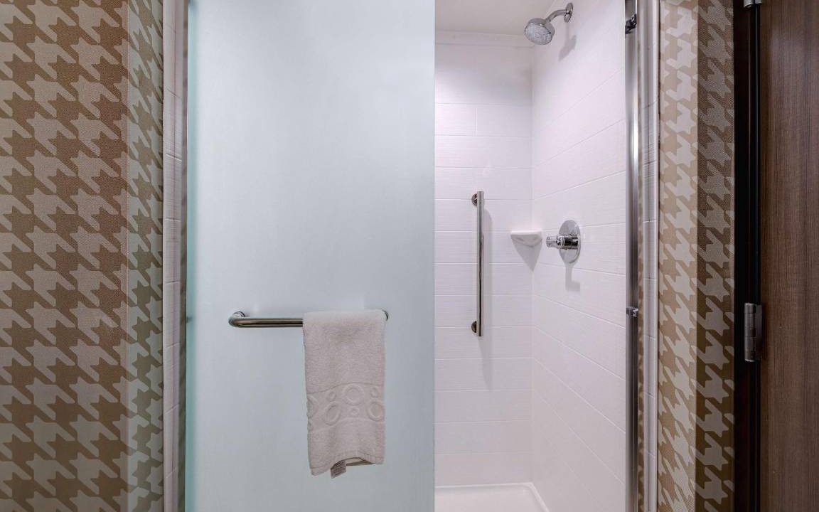 Photo of Bathroom in DeKalb