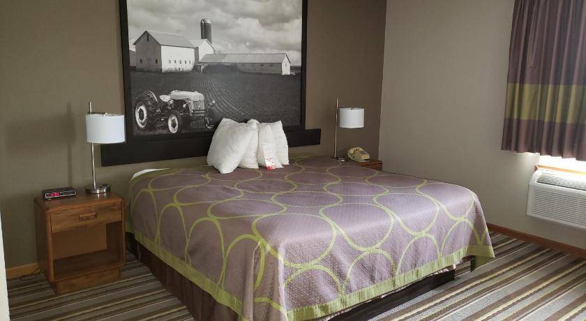 Photo of Bedroom in Watseka