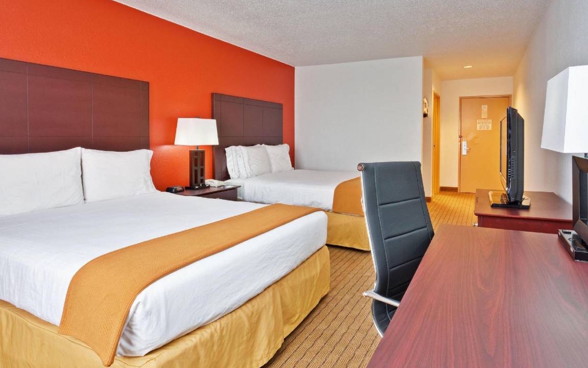 Photo of Bedroom in Algonquin