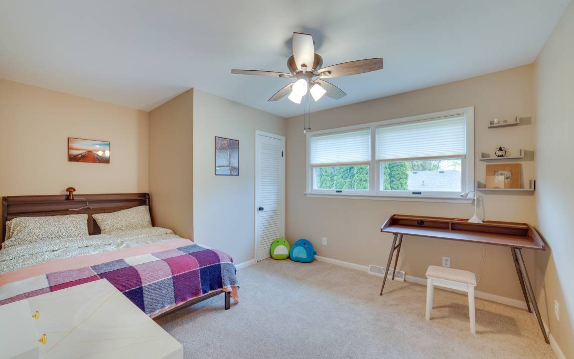Photo of Bedroom in Urbana