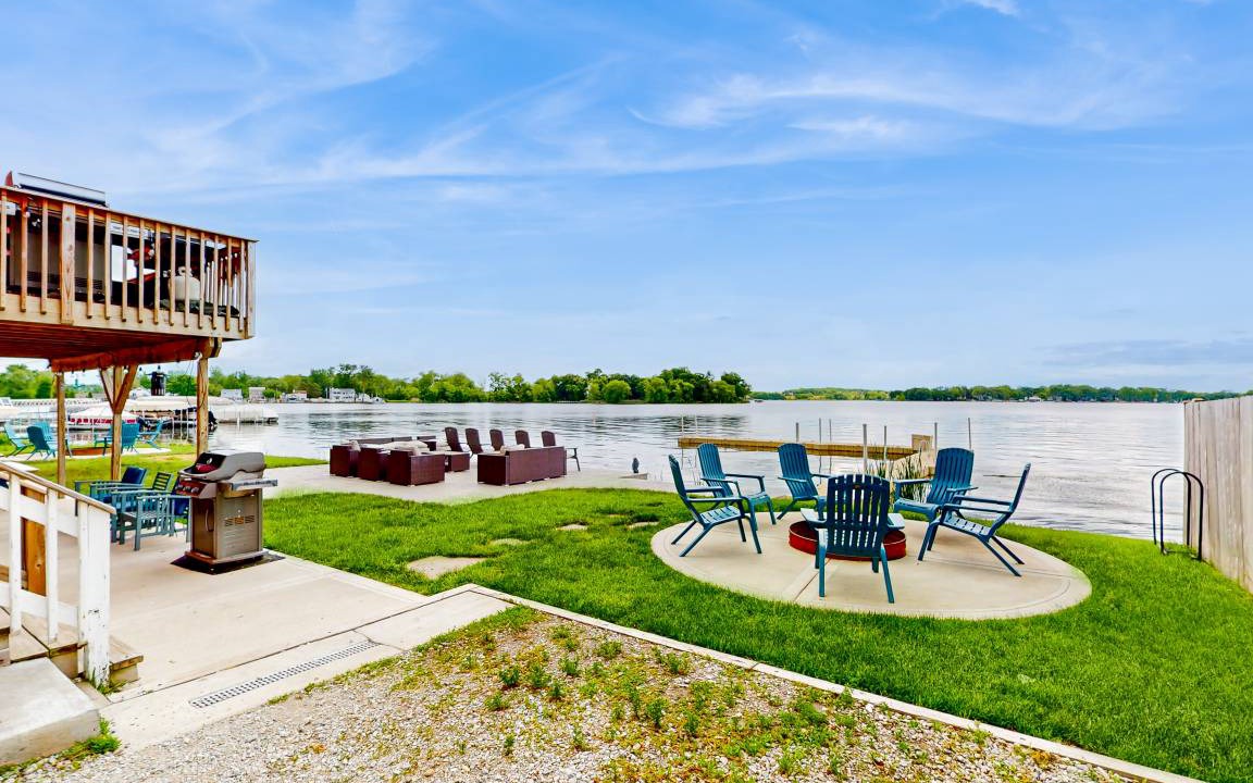 Photo of Others in Channel Lake