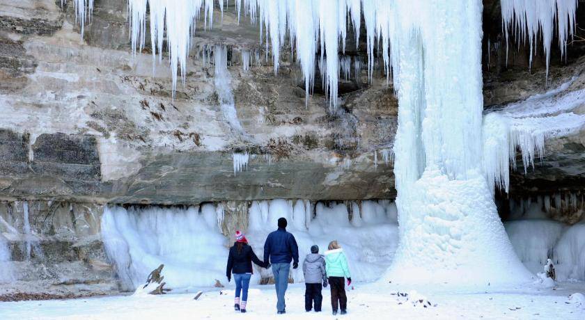 Photo of Others in Oglesby