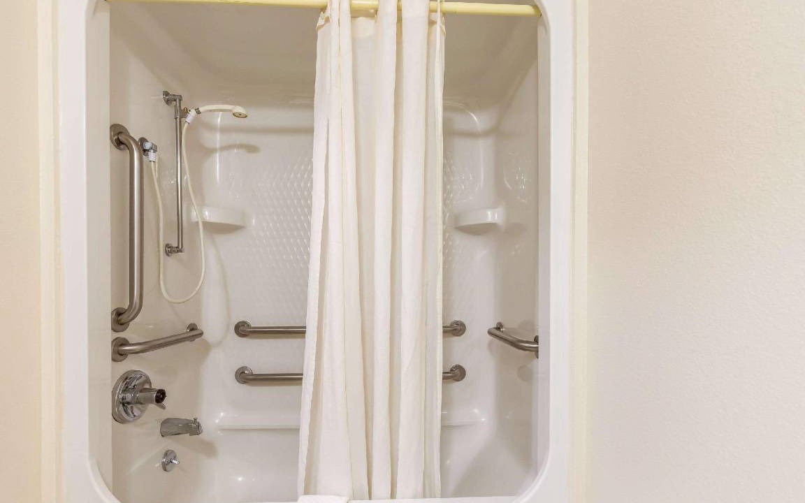 Photo of Bathroom in Fairview Heights