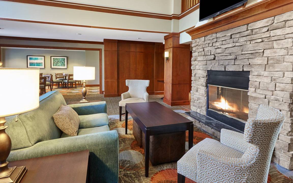Photo of Livingroom in Glenview