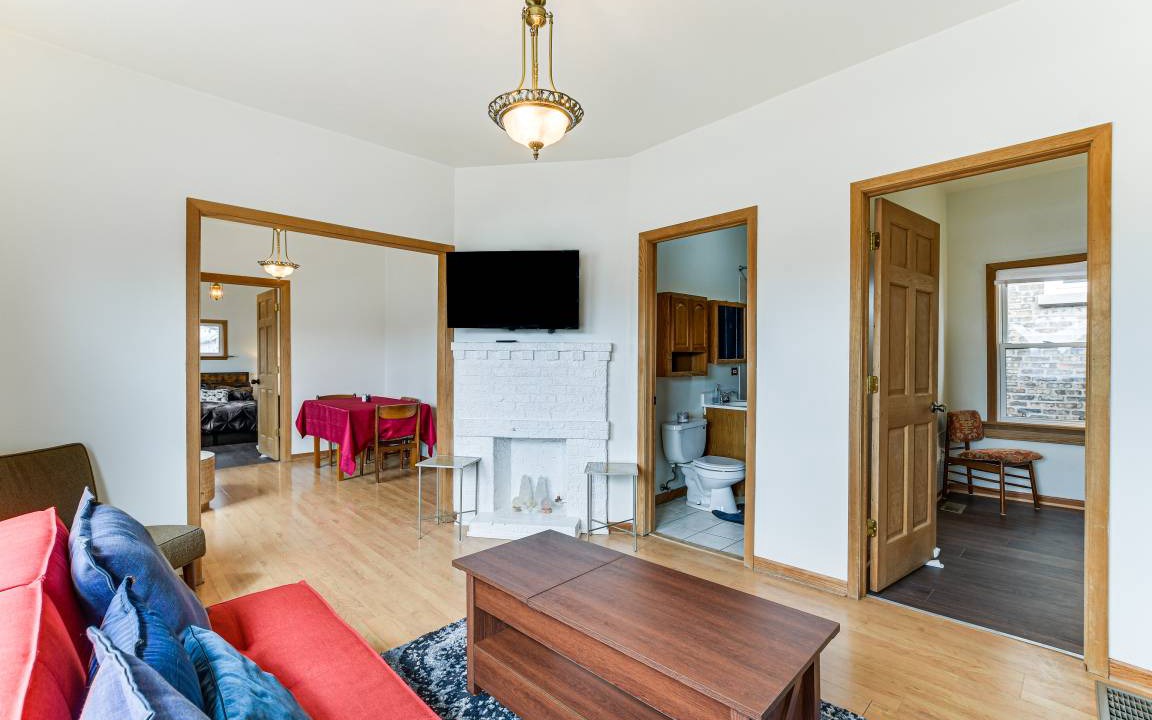 Photo of Livingroom in Oak Park
