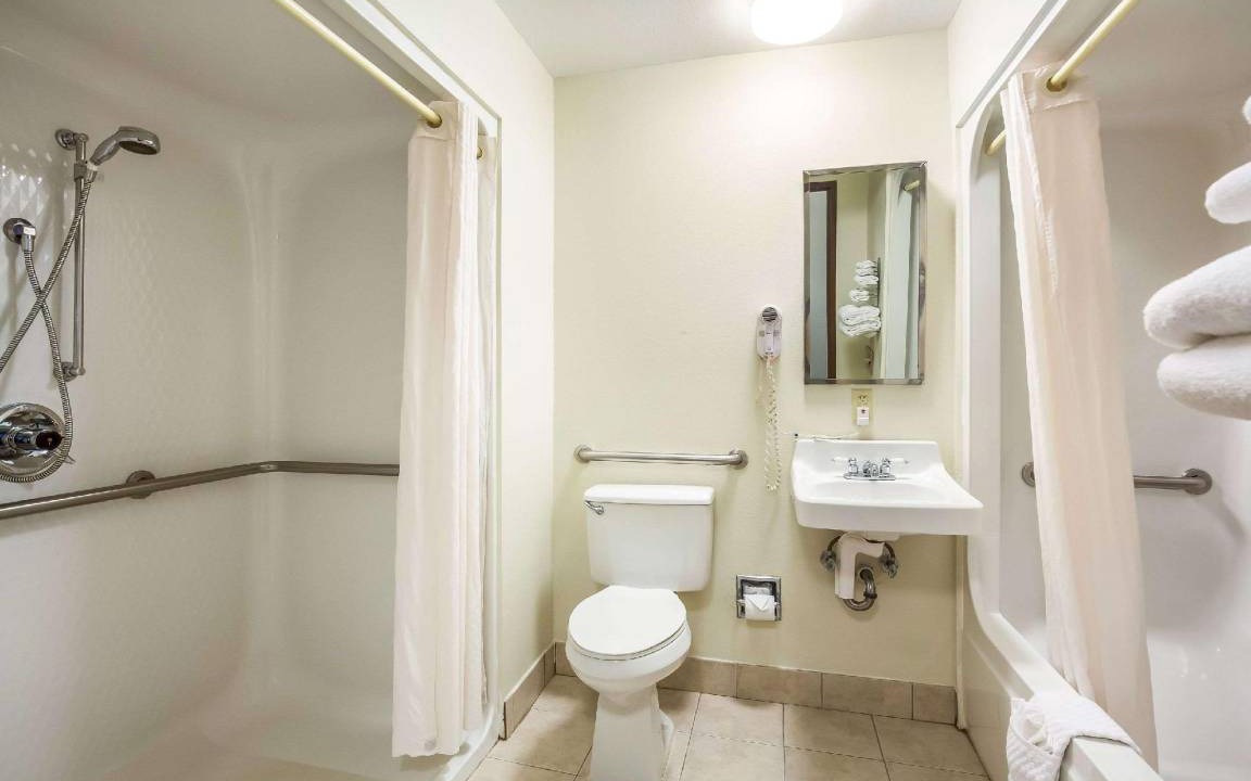 Photo of Bathroom in Fairview Heights
