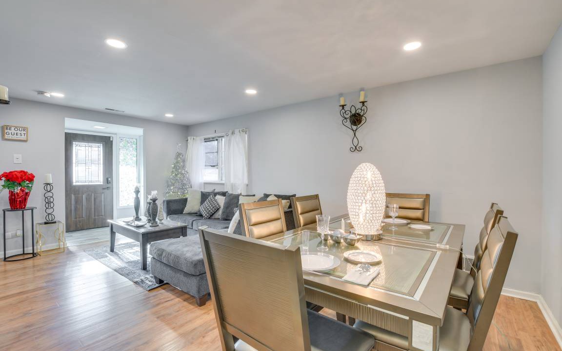 Photo of Livingroom in Country Club Hills