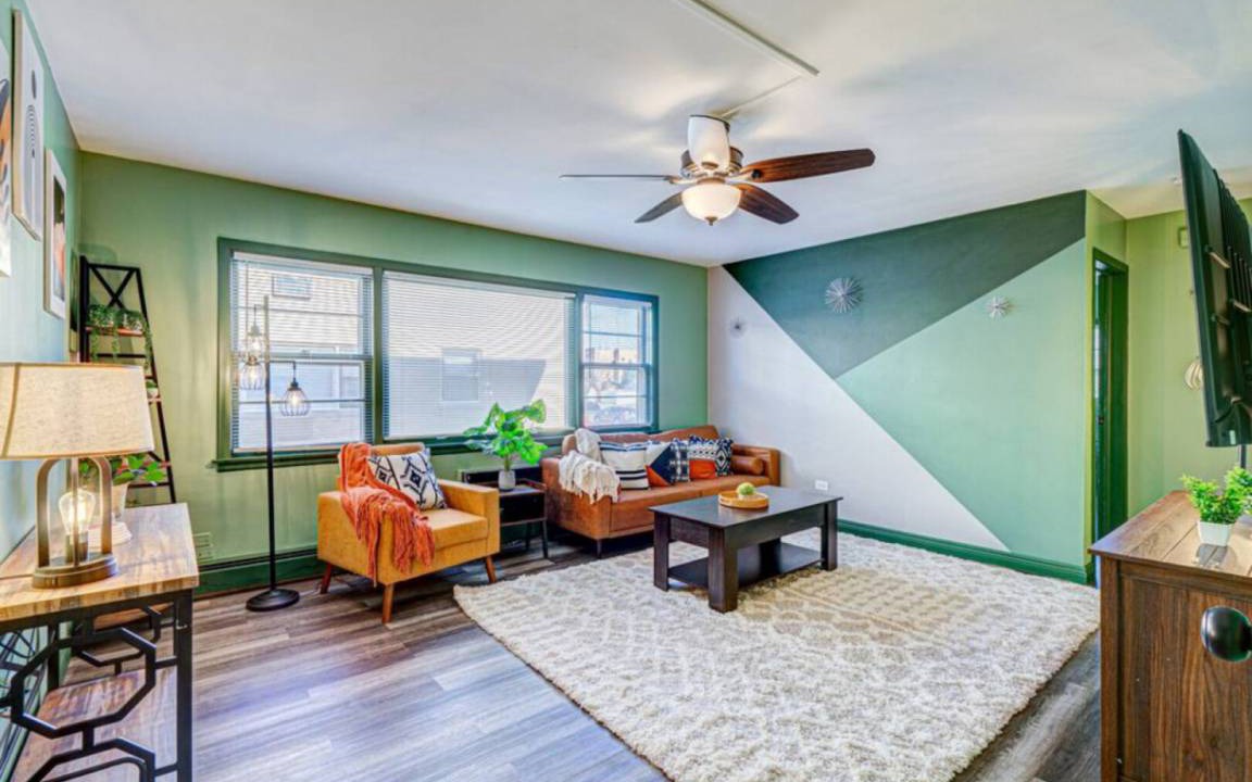 Photo of Livingroom in Elmwood Park