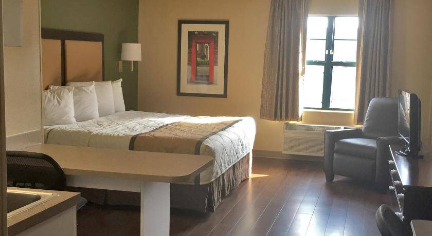 Photo of Bedroom in Downers Grove