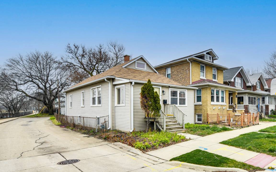 Photo of Others in Oak Park