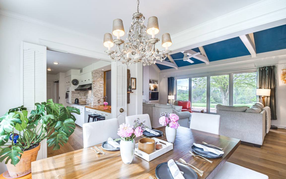 Photo of Livingroom in Knoxville