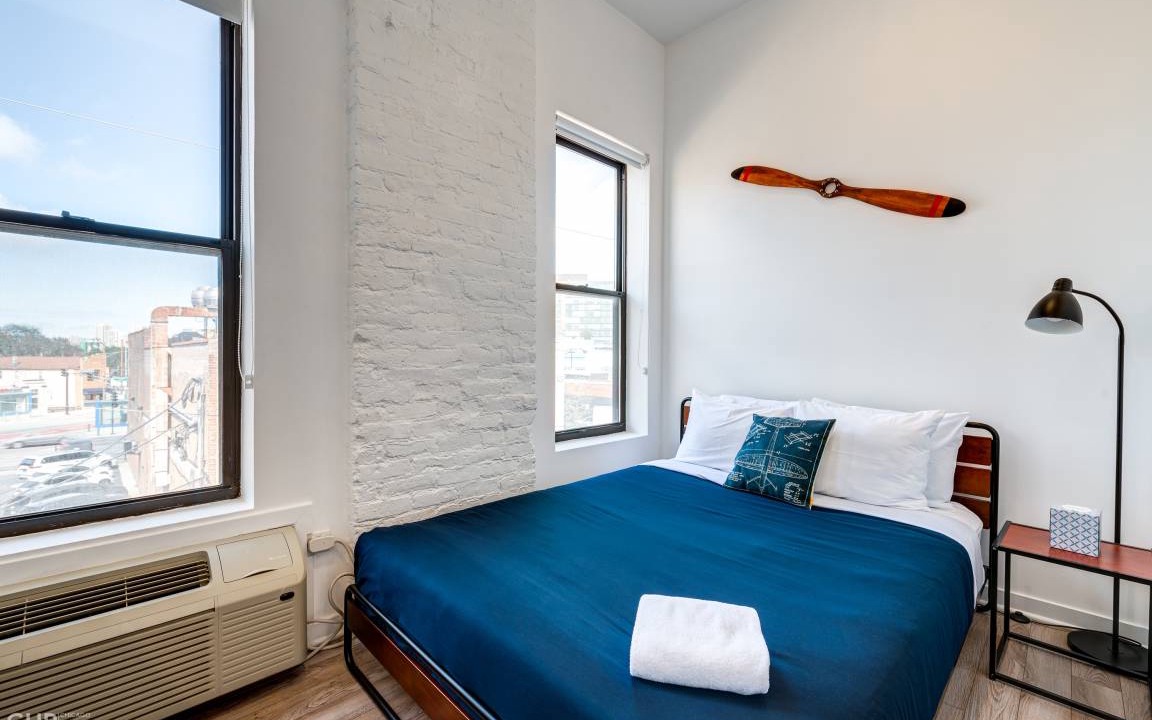 Photo of Bedroom in River West
