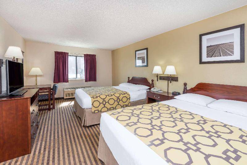 Photo of Bedroom in Metropolis