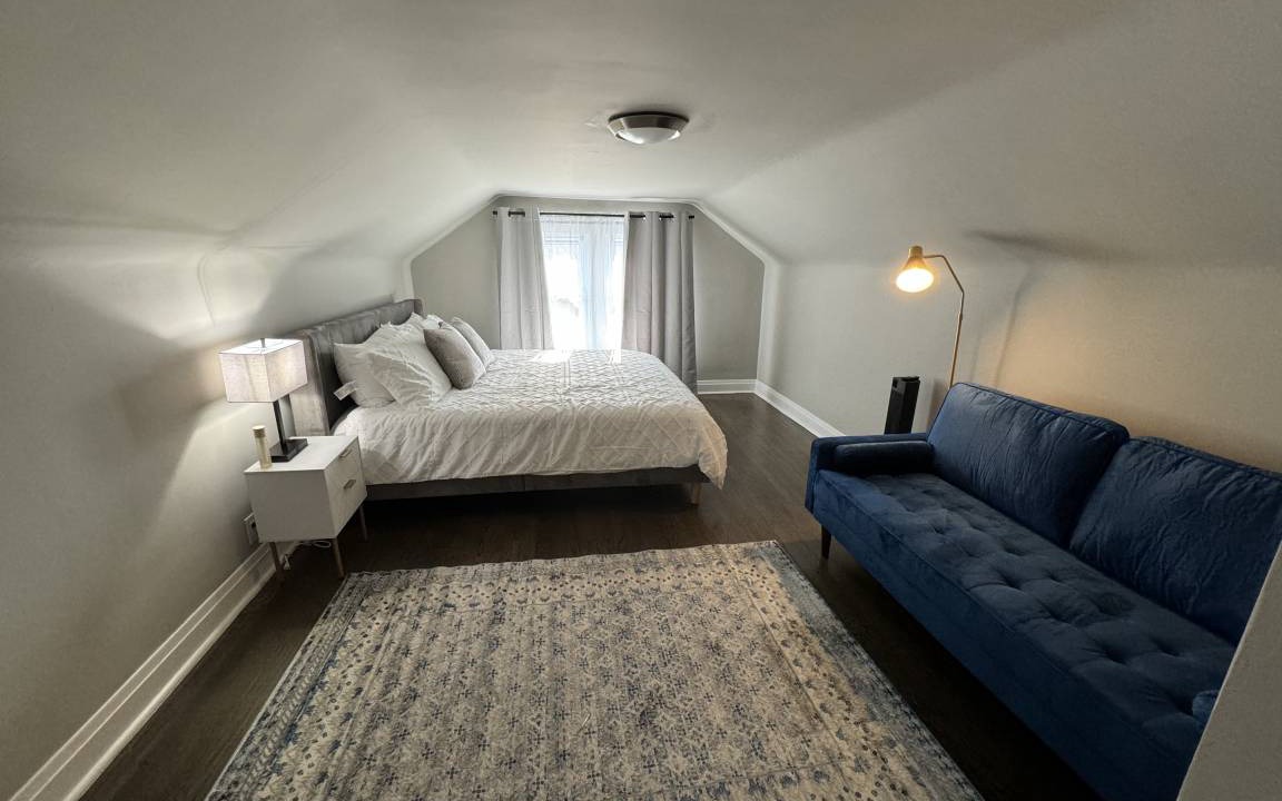 Photo of Bedroom in Des Plaines