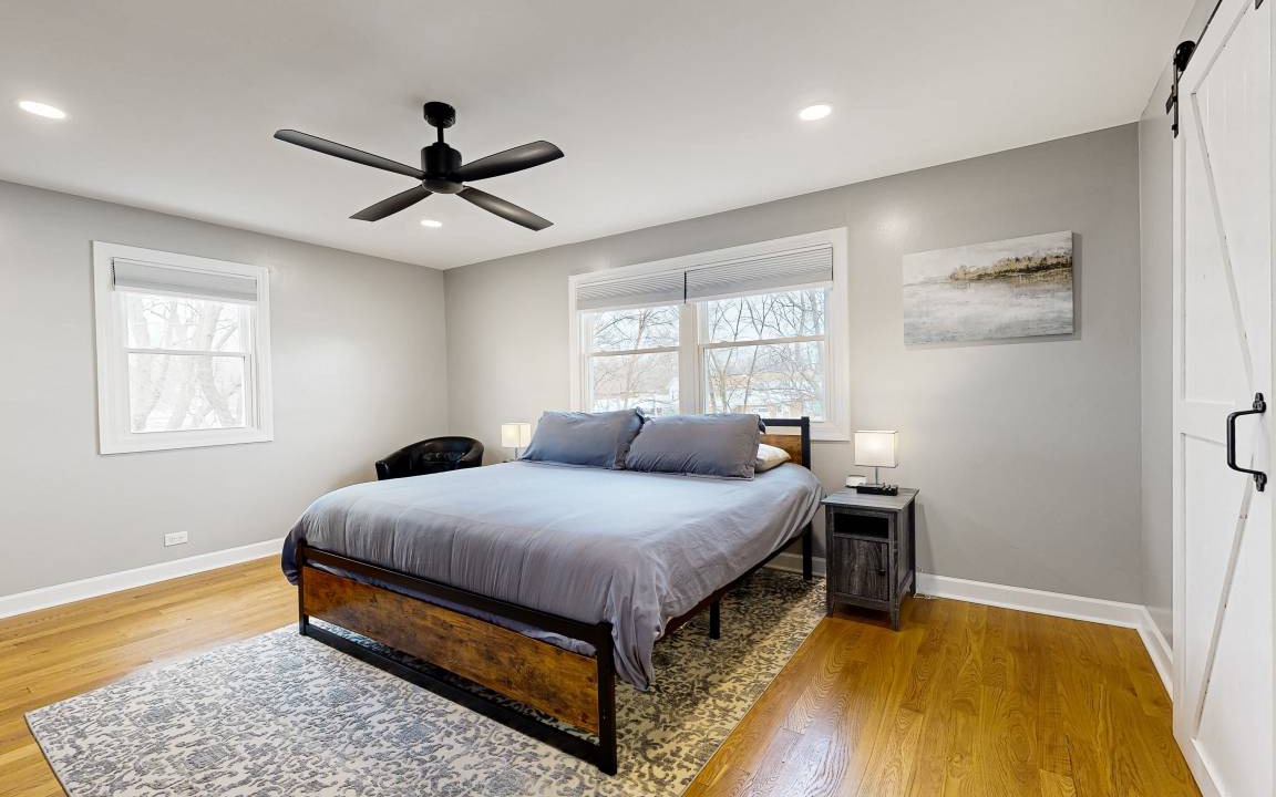 Photo of Bedroom in Channel Lake