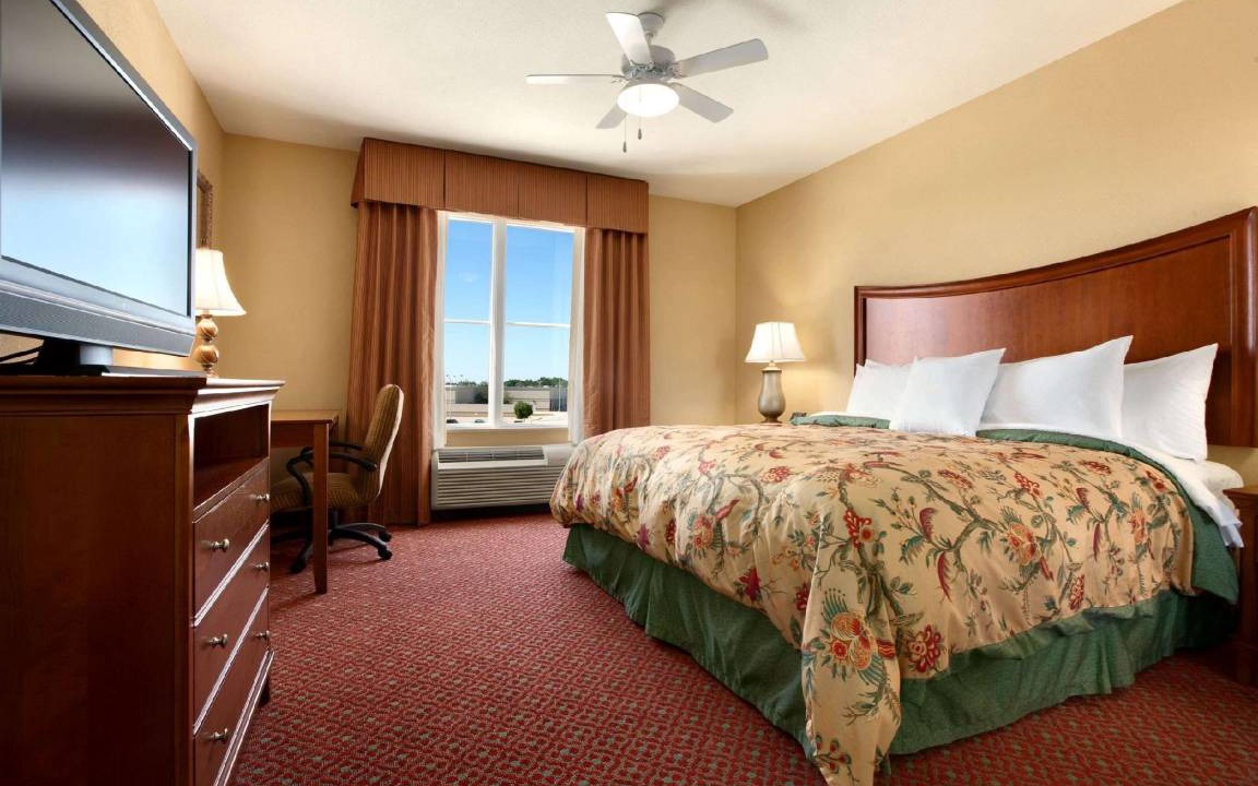 Photo of Bedroom in Forsyth
