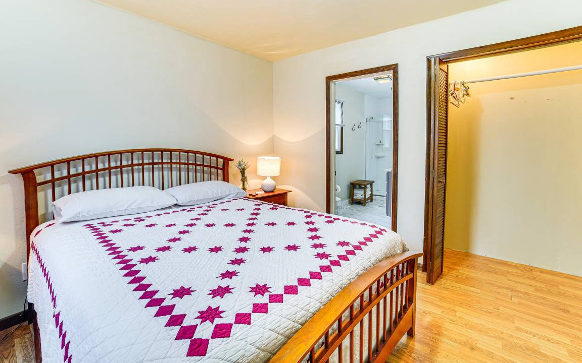 Photo of Bedroom in Peoria Heights