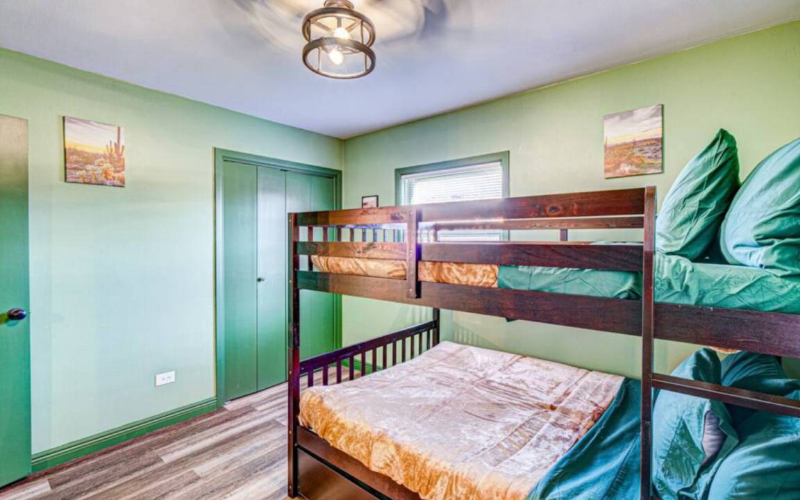 Photo of Bedroom in Elmwood Park