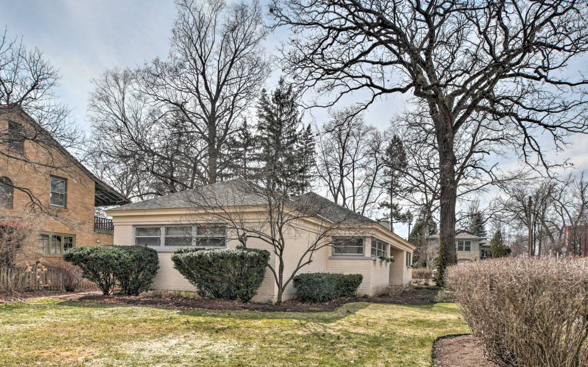 Photo of Others in Glen Ellyn