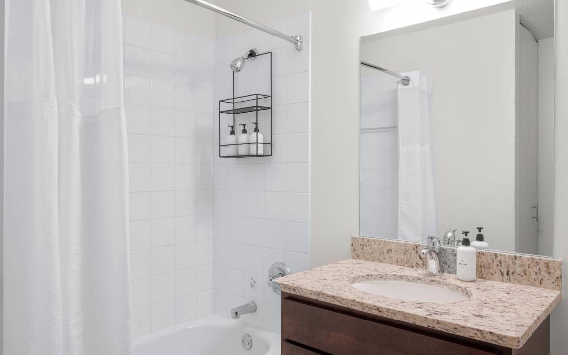 Photo of Bathroom in Near North Side