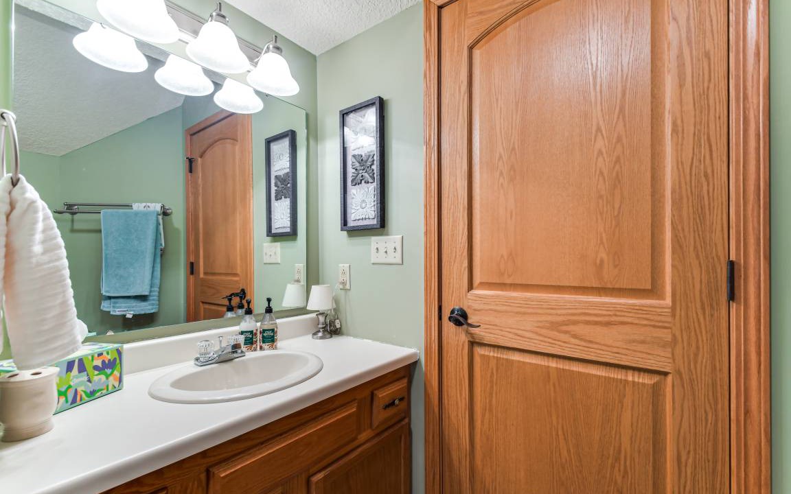 Photo of Bathroom in The Galena Territory