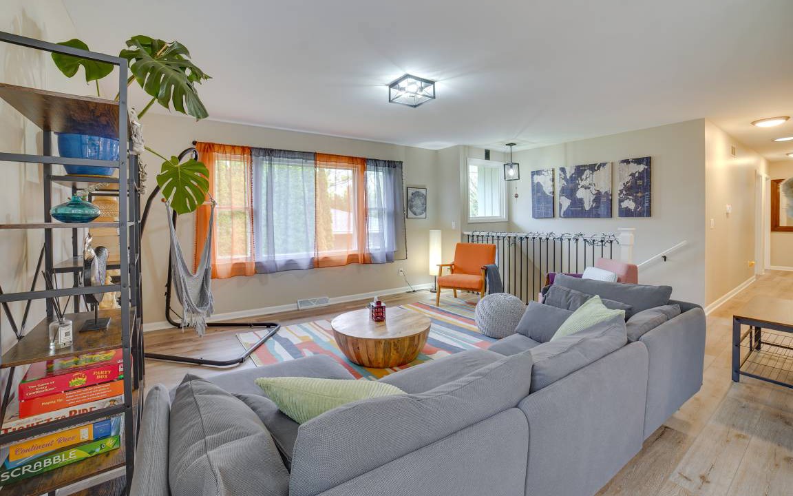 Photo of Livingroom in Urbana
