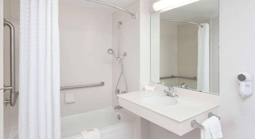 Photo of Bathroom in Arlington Heights