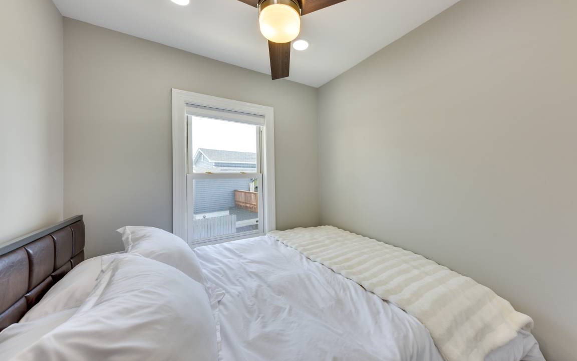 Photo of Bedroom in Fox Lake