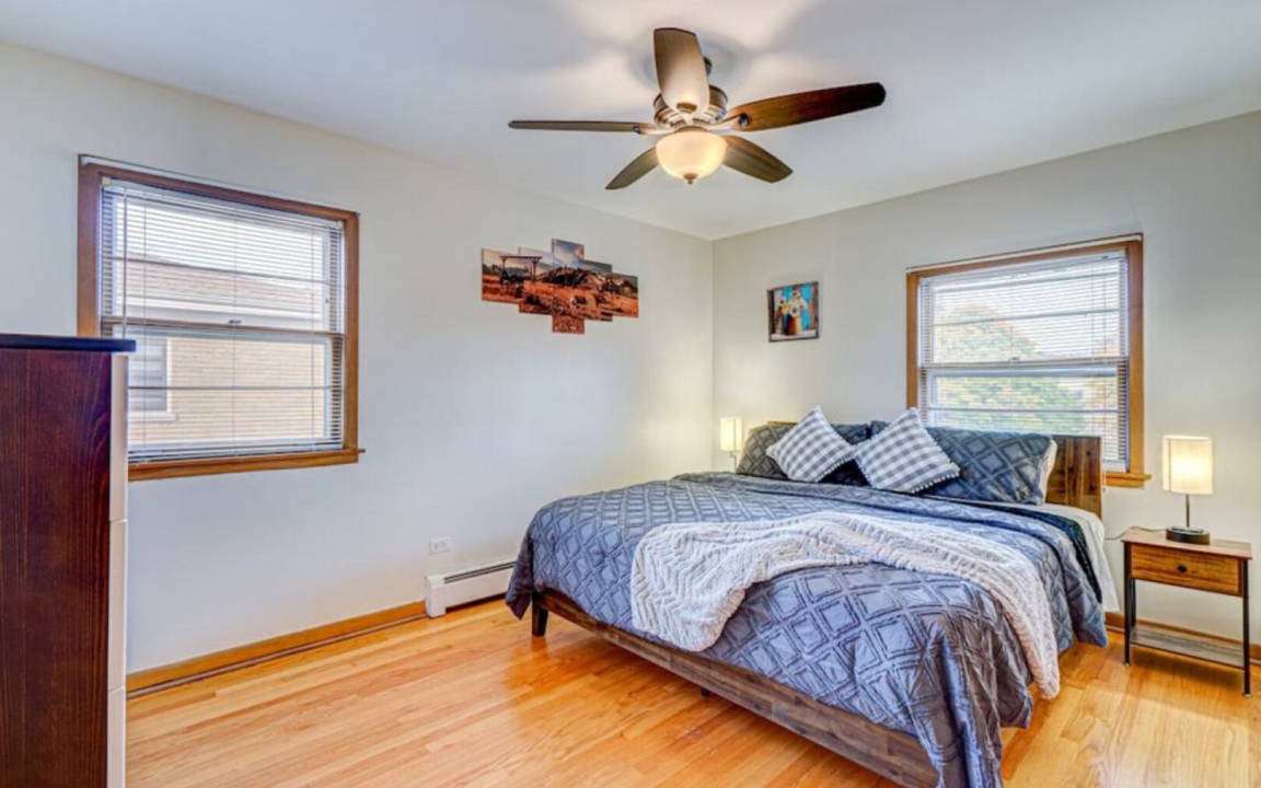 Photo of Bedroom in Elmwood Park