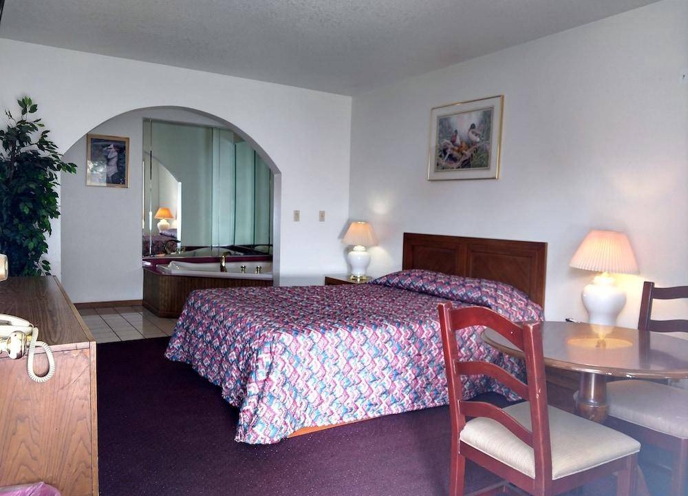 Photo of Bedroom in Rock Falls