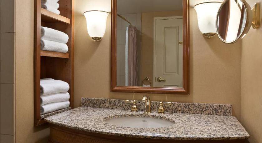 Photo of Bathroom in Metropolis