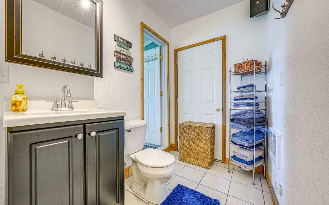 Photo of Bathroom in Dixon