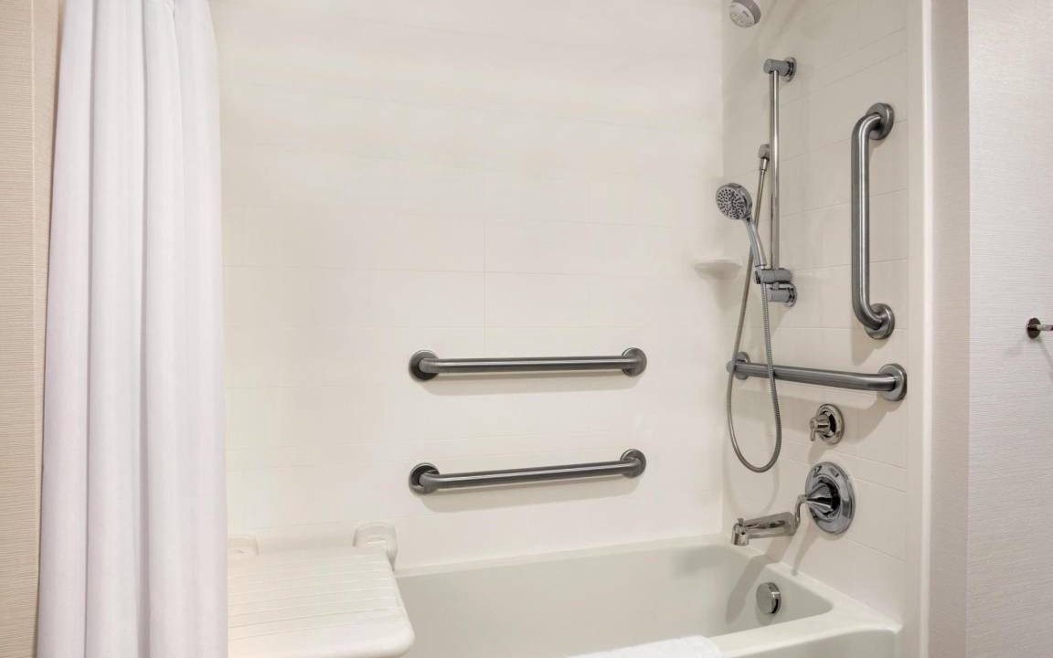 Photo of Bathroom in Minooka