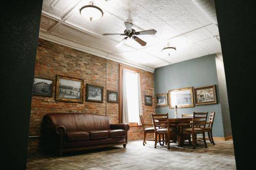 Photo of Livingroom in Camp Point