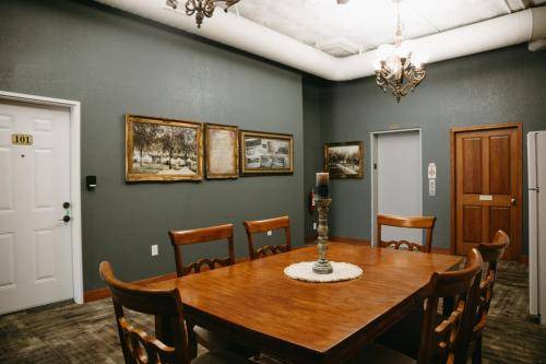 Photo of Livingroom in Camp Point