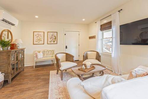 Photo of Livingroom in West Dundee