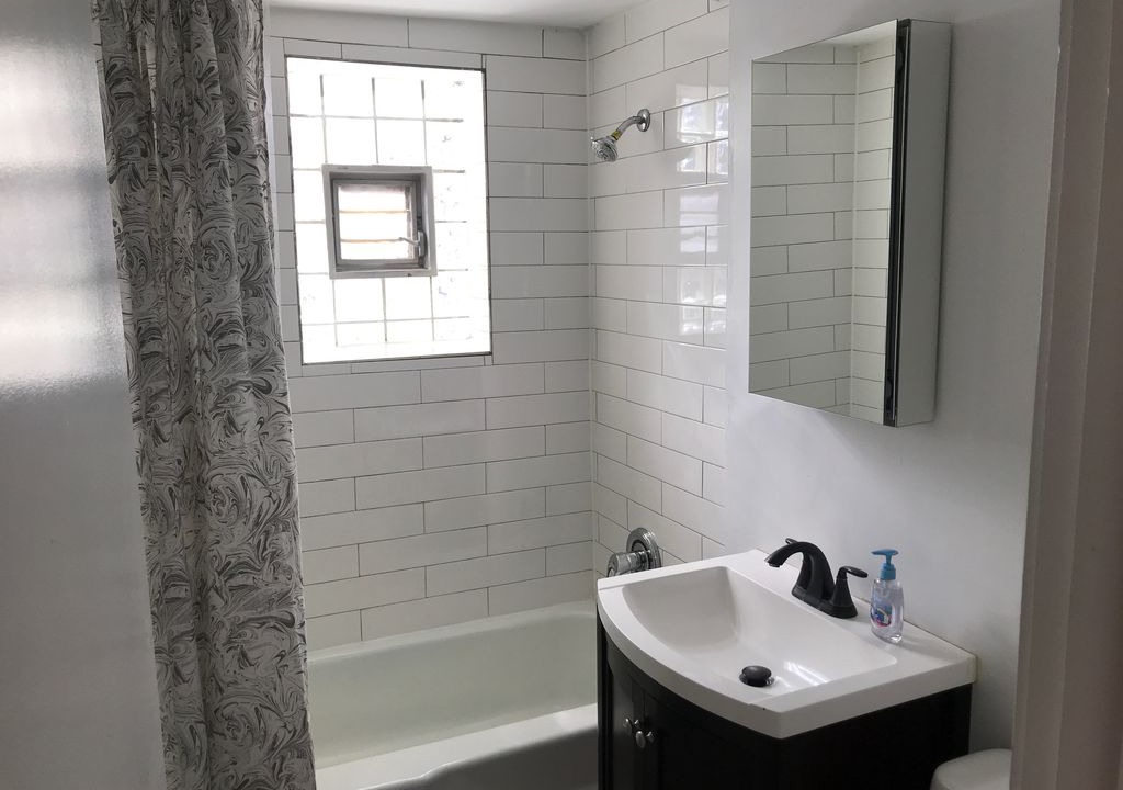 Photo of Bathroom in Ranch Triangle