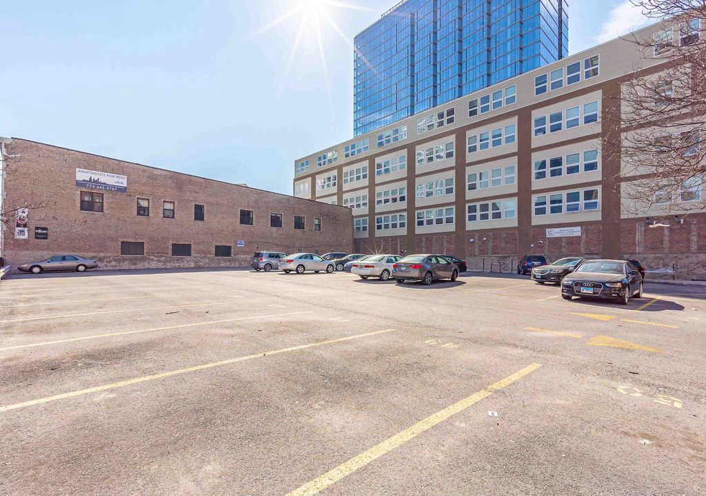 Photo of Buildings in Near South Side