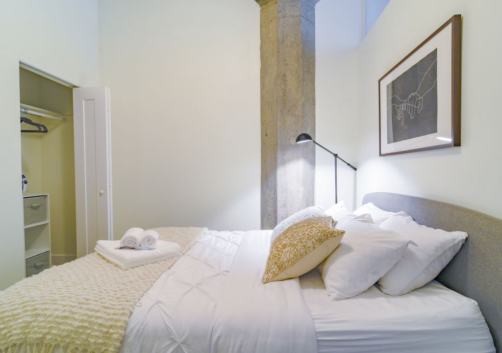 Photo of Bedroom in Near South Side