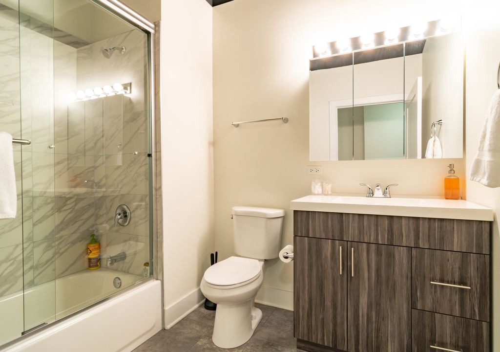 Photo of Bathroom in Near South Side