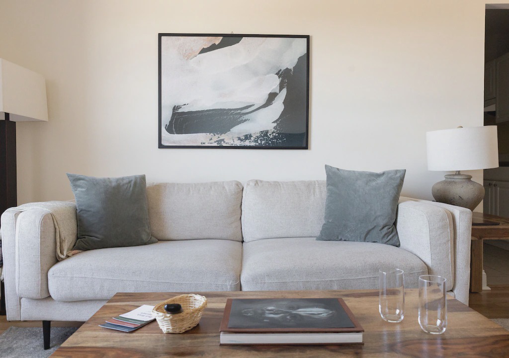 Photo of Livingroom in Ravenswood