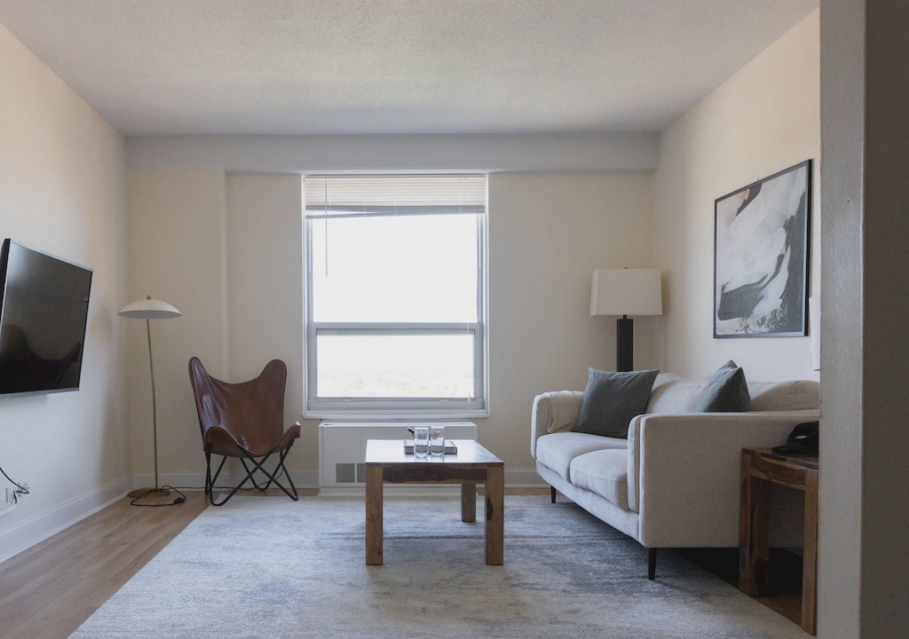 Photo of Livingroom in Ravenswood