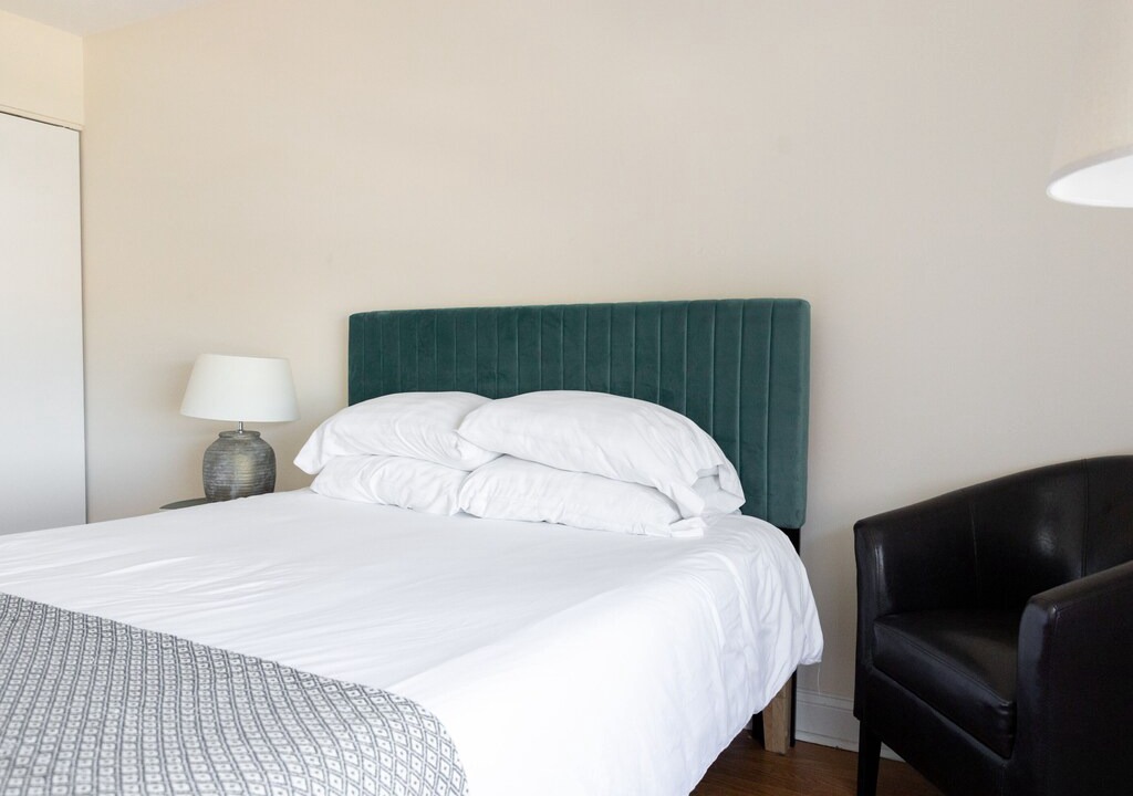 Photo of Bedroom in Ravenswood