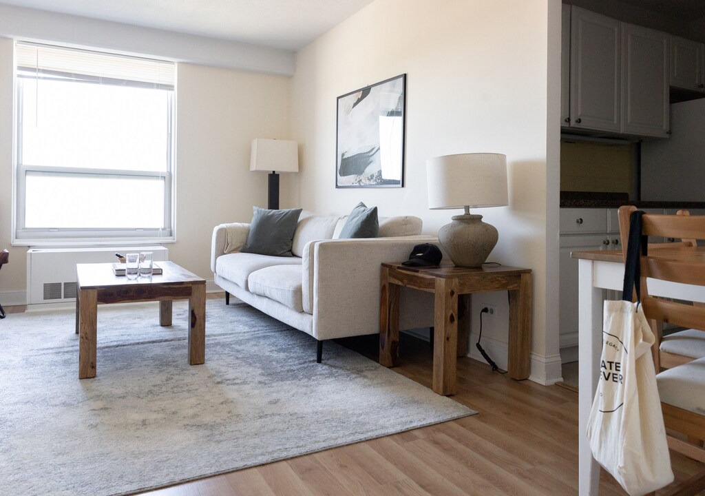 Photo of Livingroom in Ravenswood