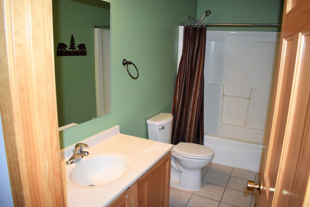 Photo of Bathroom in Oglesby