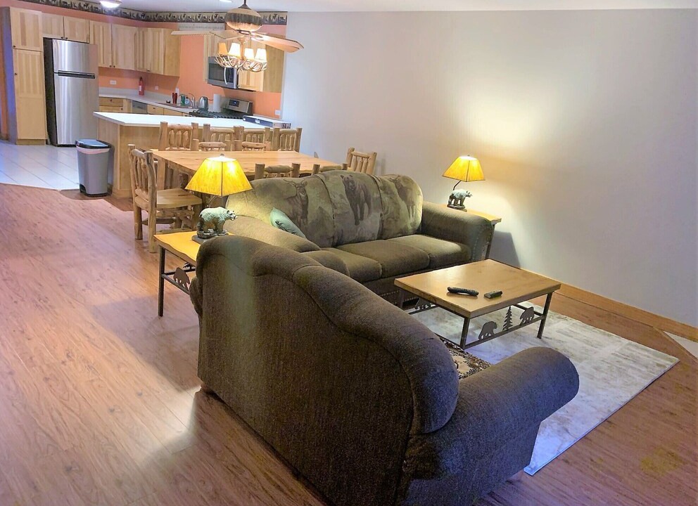 Photo of Livingroom in Oglesby