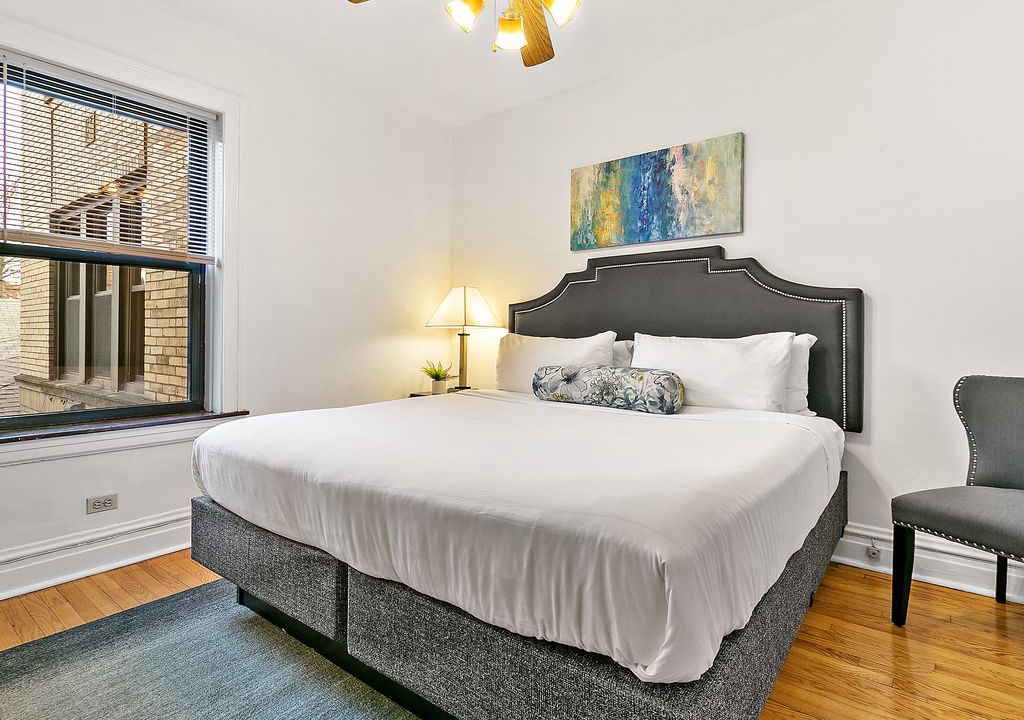 Photo of Bedroom in North Center